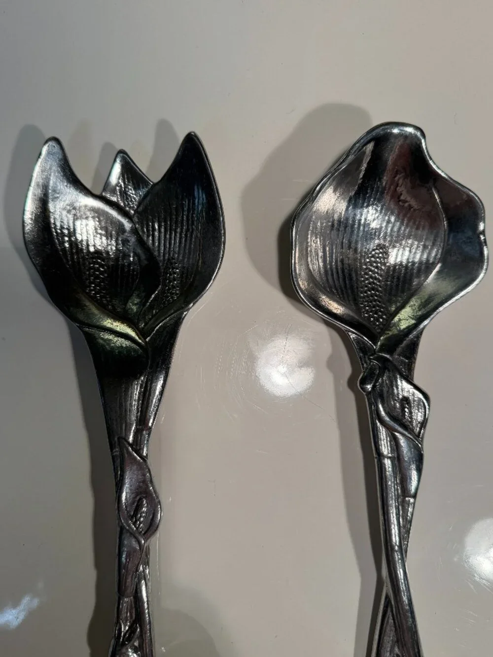 Arthur Court Salad Server - Tulip